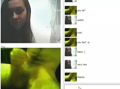 Morena en camisón de ...