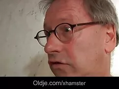 Marido fresco se fol ...