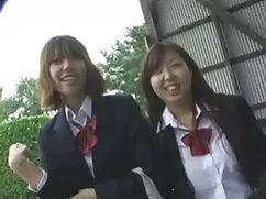 Una estudiante video ...