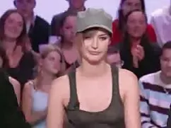 Belleza joven follad ...