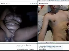 Jovencita con gafas  ...