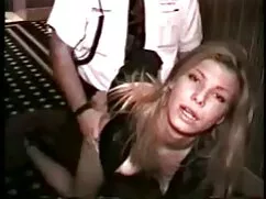 Milf de pelo corto c ...