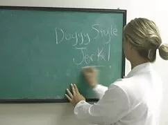 La joven se rasgó la ...