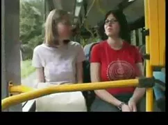 Latina en medias señ ...